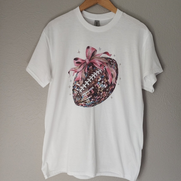 Gildan Shortsleeve Girly Football Cotton Shirt Womans M‎ - Picture 1 of 4